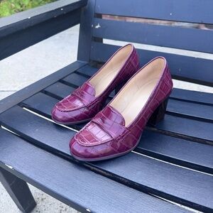 Michael Kors Elegant Burgundy Loafers